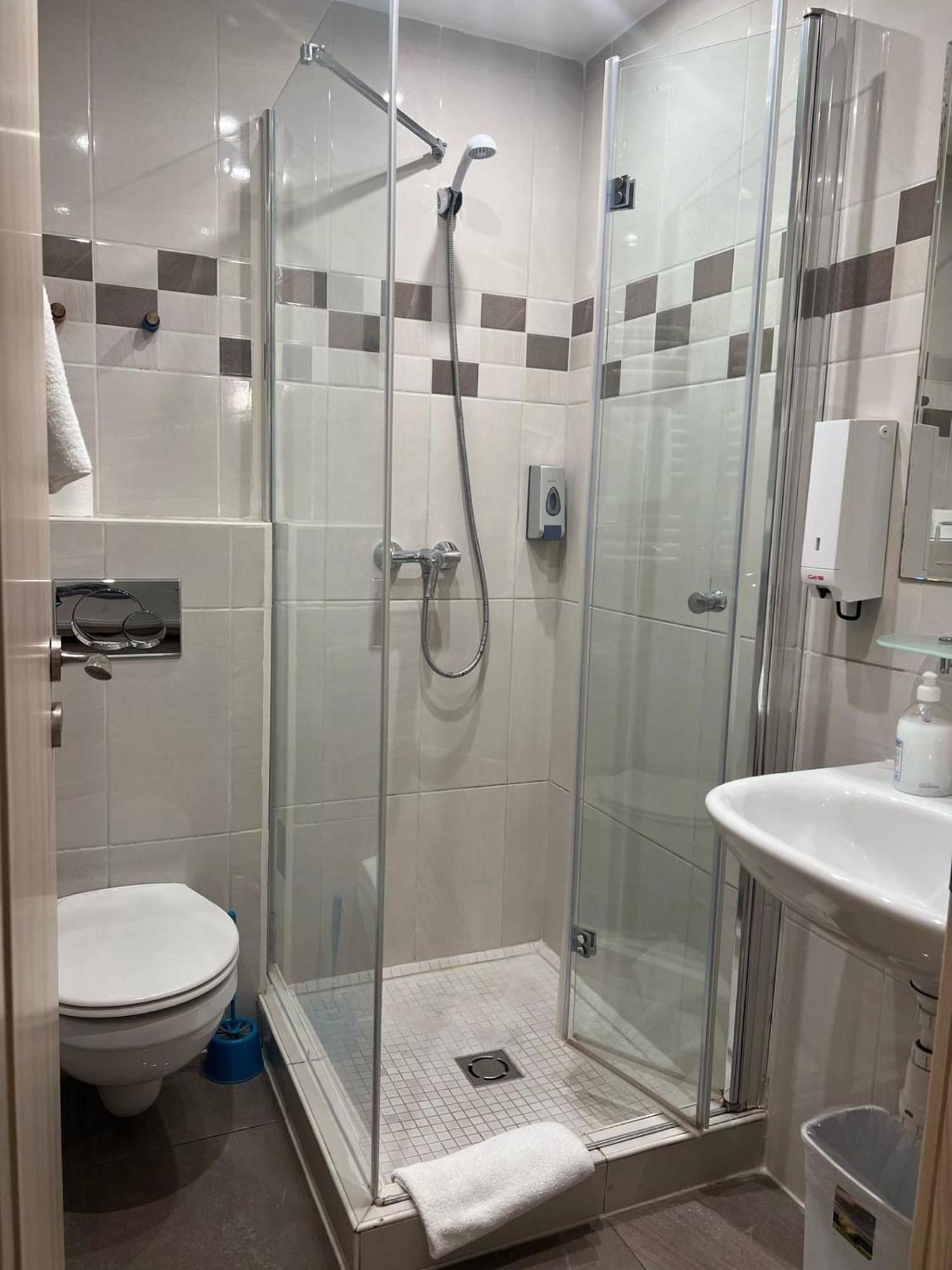 Esprit Hotel Budapest Eksteriør bilde